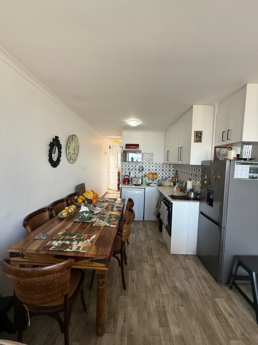 1 Bedroom Property for Sale in Van Riebeeckstrand Western Cape
